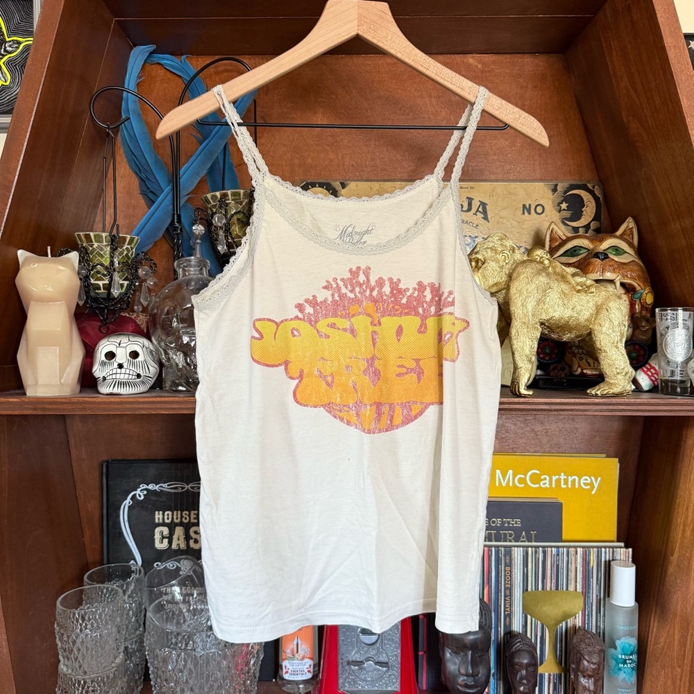 Midnight Rider - Joshua Tree Beige Lace Accent Tank Top - Women’s Large